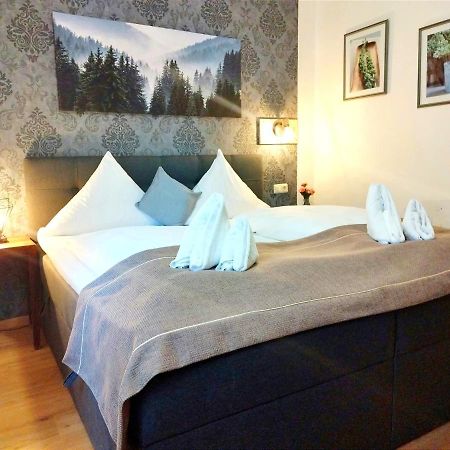 Stadthotel Деггендорф Екстер'єр фото